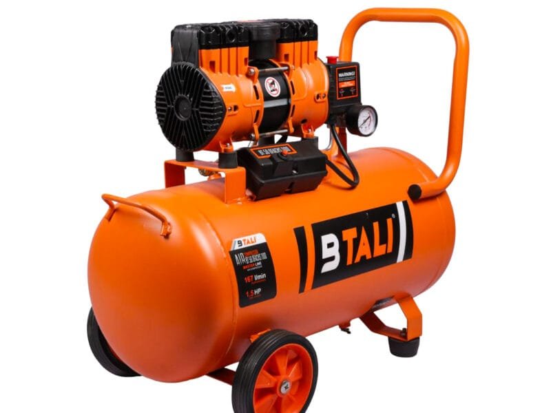 High performance 500 ltr air compressor for industrial use in India by Btali International for maximum energy efficiency.